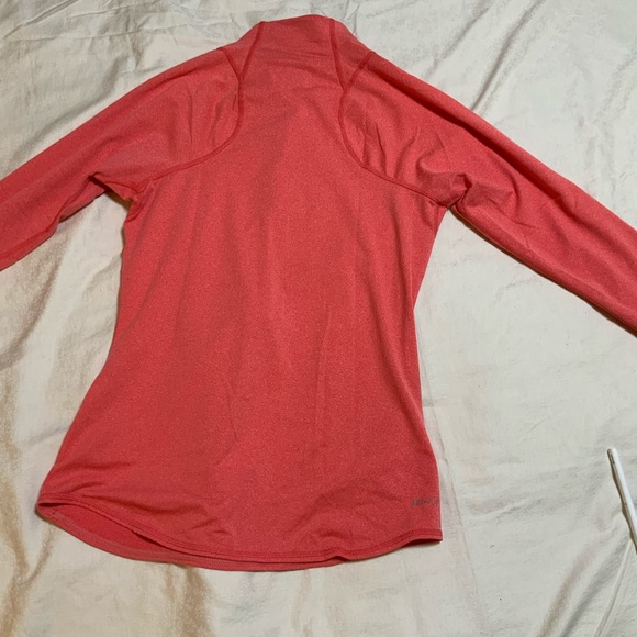 Nike dri fit scuba beach top - Picture 5 of 7